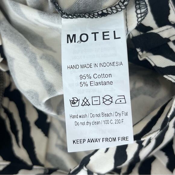 Motel Rocks Zoven 90s Zebra Print Flare Trousers Size Small - Picture 9 of 10